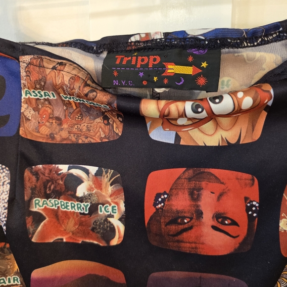 90s Tripp N.Y.C. Graphic Mini Skirt - Picture 4 of 5